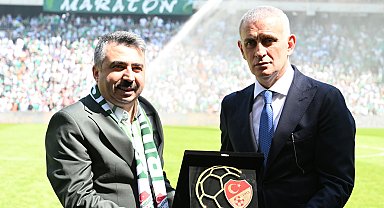 Bursaspor kupayı, Yıldırım Belediyesi 'Fair Play'i aldı