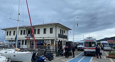 Çanakkale'de göçmen botu battı; 5 ölü