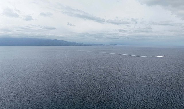 Çanakkale'de göçmen botu battı; 9 ölü