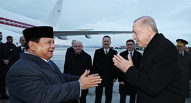 Cumhurbaşkanı Erdoğan, Endonezya Cumhurbaşkanı Subianto'yu resmi törenle karşıladı