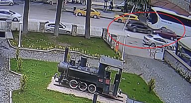 Direksiyon başında kalp krizi geçirip kaza yapan sürücü öldü