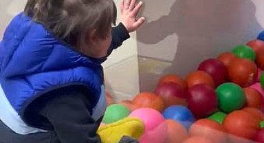 Down sendromlu çocuğu oyun alanına almayan AVM çalışanları, adli kontrol şartıyla serbest bırakıldı