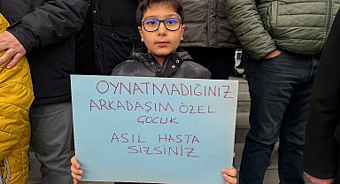 Down sendromlu çocuğun alınmadığı oyun alanı önünde protesto