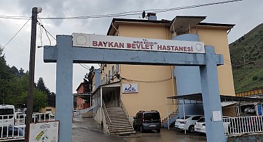 Düğüne giden ailenin otomobili şarampole devrildi; 4 yaşındaki Ceren öldü, 4 yaralı