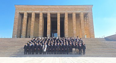 Emniyet teşkilatından Anıtkabir'e ziyaret