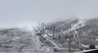 Erciyes'e nisan karı
