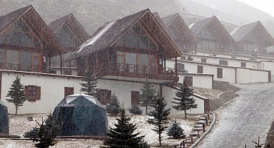 Erzurum'da kar yağışı