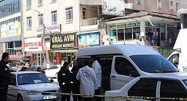 Giyim mağazasında silahlı kavga; 1 ölü, 4 yaralı