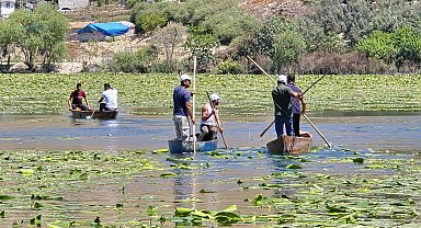Gölbaşı Gölü'nde temizlik yapıldı, yarışma düzenlendi