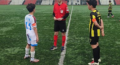 Hakemin centilmence hareketi takdir topladı