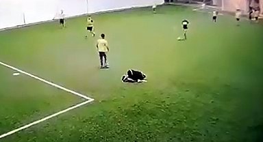 Halı sahada kalp krizi geçirip, hayatını kaybetti