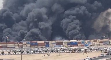 İran İçişleri Bakanı, Bender Abbas'taki patlamanın ardından soruşturma talimatı verdi