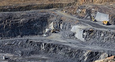 İran'da kömür madeninde gazdan zehirlenen 7 işçi hayatını kaybetti