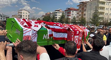 İşe giriş için fiziki test sırası beklerken kalp krizinden ölen İhsan, toprağa verildi