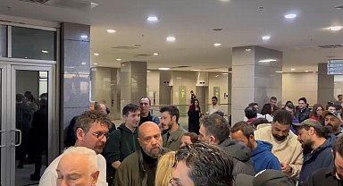 İstanbul - 'Boykot' çağrısı soruşturması: 11 şüpheli adliyeye sevk edildi Adliyede bekleyenlerden görüntü