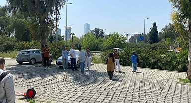 İstanbul açıklarındaki depremde, İzmir, Balıkesir, Çanakkale ve Uşak da sallandı