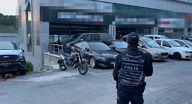 İstanbul - Bağcılar'da oto galeriye el yapımı patlayıcı atıldı