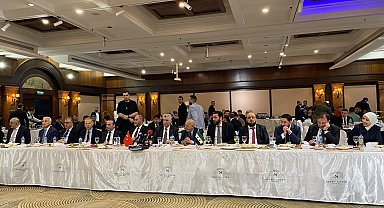 İstanbul- Bakan Bolat, Sivil Toplum Kuruluşları ve Suriyeli iş insanları ile bir araya geldi