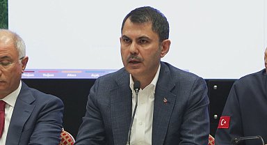 İstanbul - Bakan Kurum: İstanbul'da 1 buçuk milyon riskli binanın olduğunu biliyoruz Ek görüntü - Geniş haber