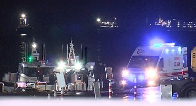 İstanbul- Bakırköy açıklarında, yakıt ikmali sırasında denize düşen gemici kurtarıldı