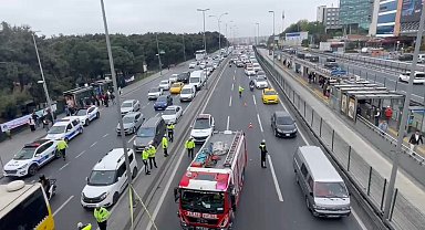 İstanbul - Bakırköy'de motosiklet tankere çarptı: 1 ölü-1