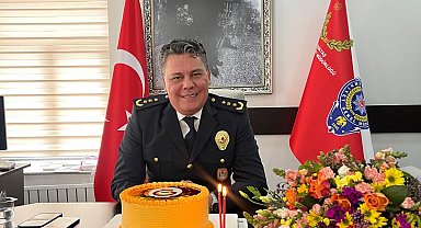 İstanbul - Beşiktaş İlçe Emniyet Müdürlüğü'nde Polis Haftası kutlaması; öğrencilerden ziyaret