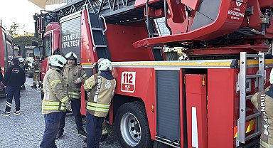 İstanbul - Beşiktaş'ta AVM'deki mağazada çıkan yangın söndürüldü