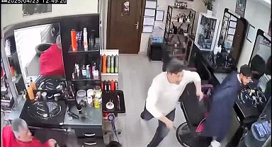 İstanbul - Depremden kaçmak yerine canına hiçe sayıp raflardaki ürünleri tuttu