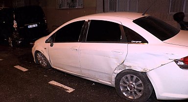 İstanbul- Gaziosmanpaşa'da kamyonet 9 araca çarptı: 3 yaralı