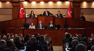 İstanbul - İBB Meclisi'nde, İETT 2024 yılı Faaliyet Raporu onaylandı