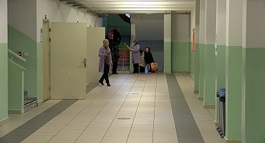 İstanbul - İstanbul'da 9 günlük tatilin ardından öğrenciler ders başı yaptı