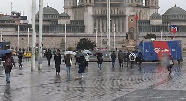 İstanbul- İstanbul'da soğuk ve yağışlı hava etkili oluyor