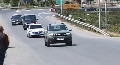 İstanbul - Özgür Özel Silivri'de Ekrem İmamoğlu'nu ziyaret ediyor - 1