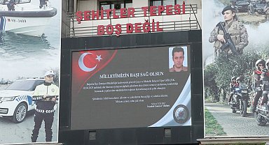 İstanbul - Şehit Bekçi Uğur Gölçek için İstanbul İl Emniyet Müdürlüğü'nde tören düzenlendi