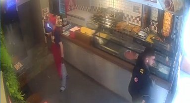 İstanbul - Sultangazi'de depremde herkes kaçtı; o ailesine koştu