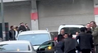 İstanbul - Sultangazi'de silahlı yol kavgası; deprem nedeniyle dışarda olan çocuğa kurşun isabet etti
