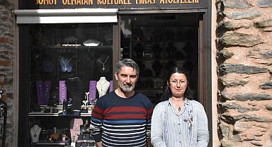 İzmirli çift, somut olmayan kültürel mirasları yaşatmaya çalışıyor