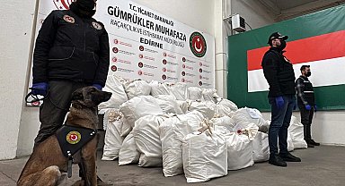 Kapıkule'de TIR'da 492 kilo uyuşturucu ele geçirildi