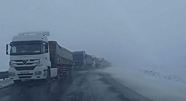 Kar yağışı Ilgar Dağı'nda ulaşımı etkiledi