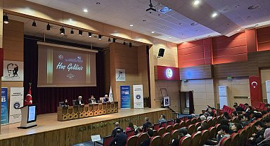 Karabük Üniversitesi'nde Dezenformasyonla Mücadele Çalıştayı