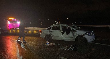 Karabük'te devrilen otomobilde 3'ü çocuk 5 kişi yaralandı