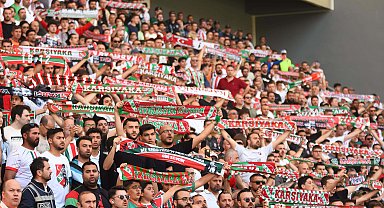 Karşıyaka'da vergi telaşı