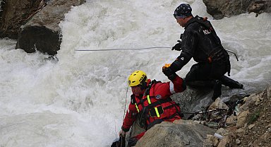 Kayıp kadının arama çalışmaları 4'ncü gününde