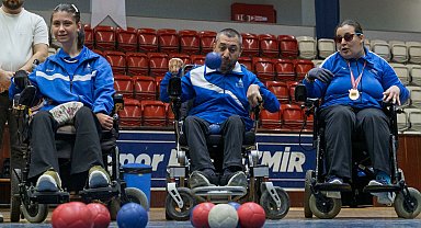 Kırık ayağıyla bronz madalya kazandı