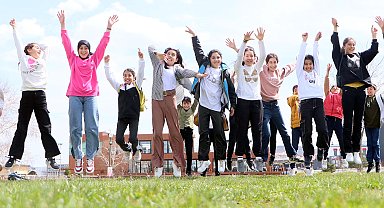 Kırsalda yaşayan 23 ortaokul öğrencisi, Erzurum'u ilk kez gördü