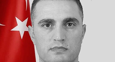 Komiser, otomobilinin dereye uçtuğu kazada hayatını kaybetti