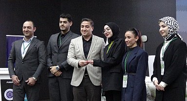 Mahalle tasarlayan üniversiteliler, altınla ödüllendirildi