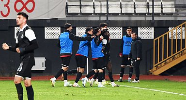 Manisa FK puandan umutlu