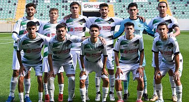 Manisa futbolda dibe vurdu