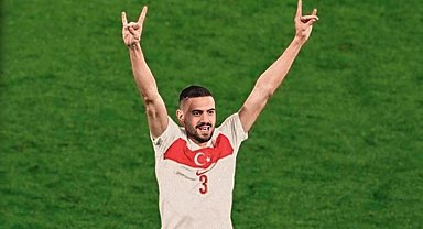 Merih Demiral: Türk bayrağını futbolun karar verici mekanizmalarında da temsil etmek istiyorum